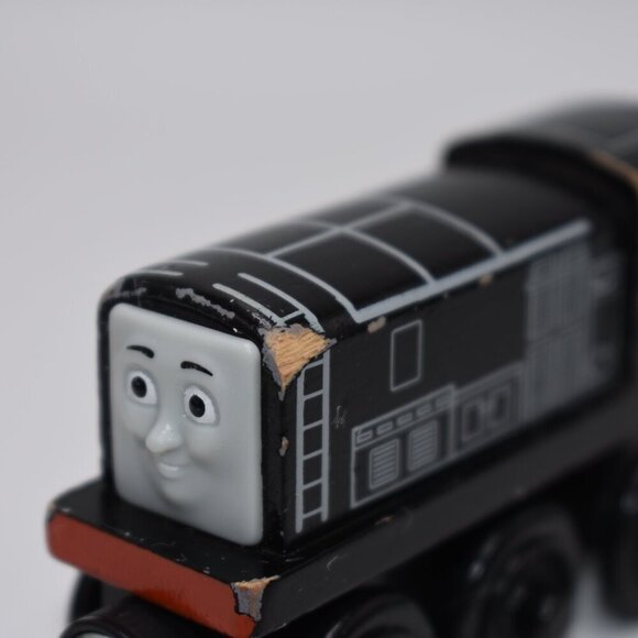 DIESEL Black 2012 - Thomas & Friends Wooden Railway Train Tank Engine Mattel - Picture 2 of 7